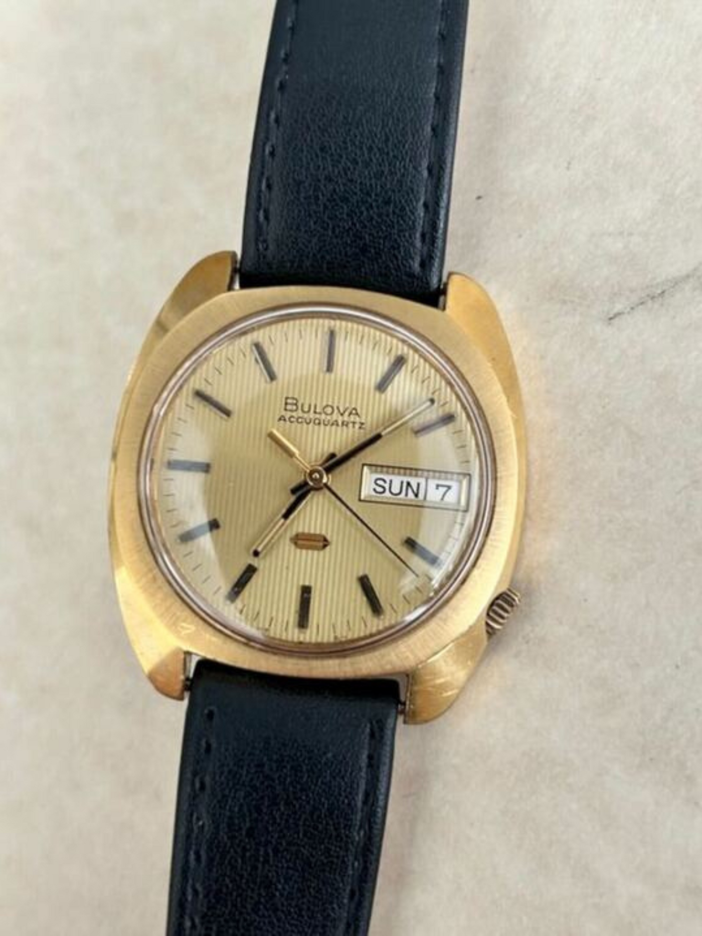 Bulova Accuquartz Vintage - 1979 - Aeon Vintage Watches