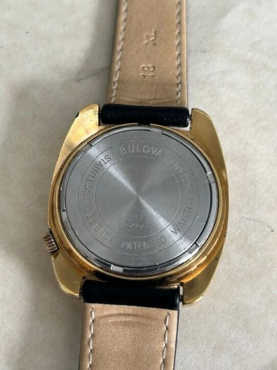 Bulova Accuquartz Vintage - 1979 - Aeon Vintage Watches